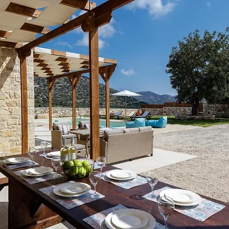 Unique, Stonebuilt, Rural With Private Pools! Vila Melidhónion