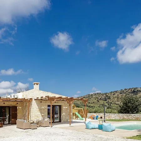 Unique, Stonebuilt, Rural With Private Pools!