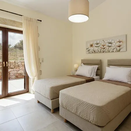 Vila Unique, Stonebuilt, Rural With Private Pools! Melidhónion