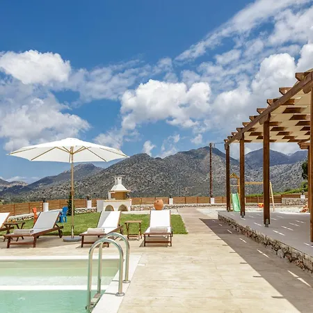 Vila Unique, Stonebuilt, Rural With Private Pools! *