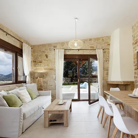 Unique, Stonebuilt, Rural With Private Pools! Melidóni
